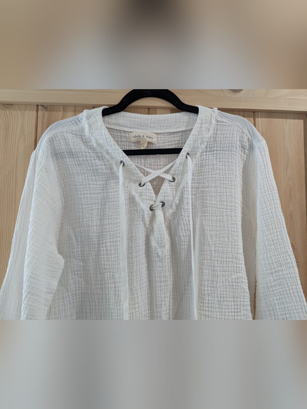 2/$40 Cloth & Stone White 100% Cotton Gauze Lace-Up Top - Picture 3 of 9